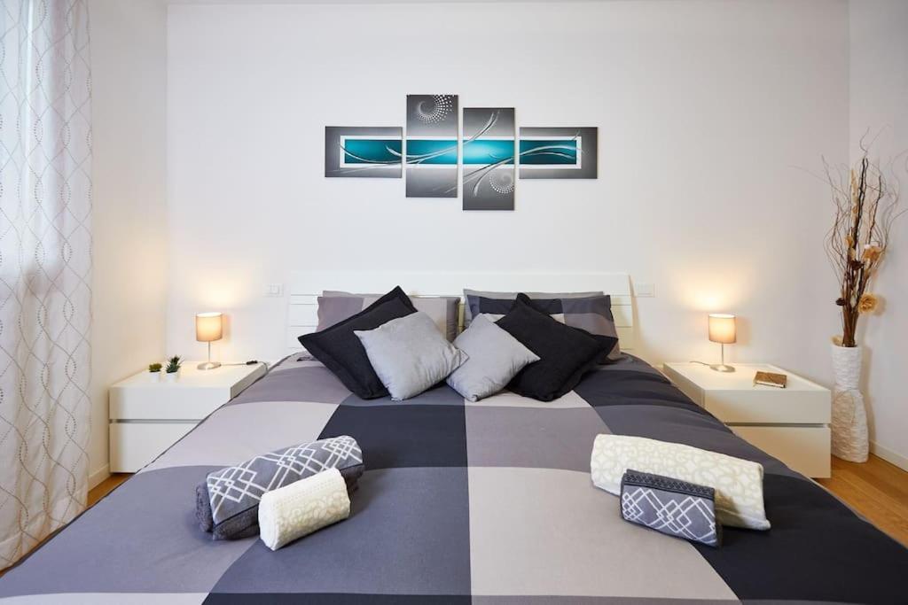Center Comfort Free Parking Wifi Apartment
